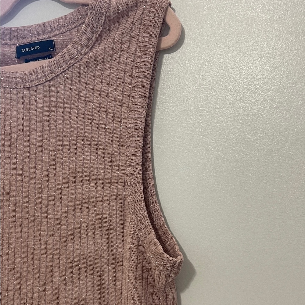 Reserved Mauve Ribbed Muscle Tee - Picture 5 of 8